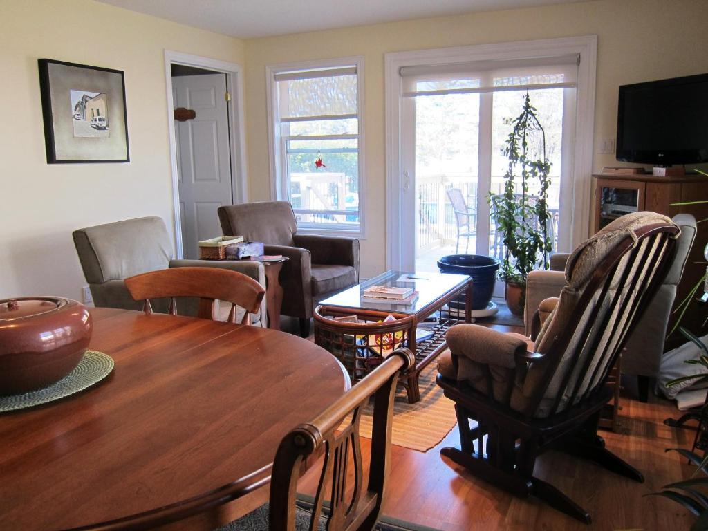 Twin Pines Bed And Breakfast 彼得伯勒 外观 照片