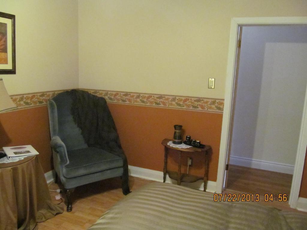 Twin Pines Bed And Breakfast 彼得伯勒 客房 照片